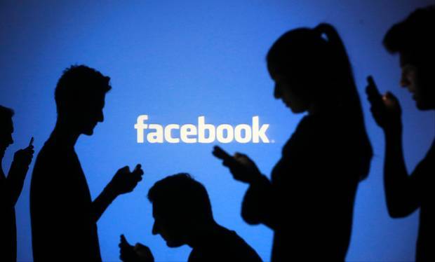 Đổi cả tên thật để giữ tài khoản Facebook