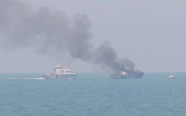 CLIP: IS nã rocket vào tàu Hải quân Ai Cập