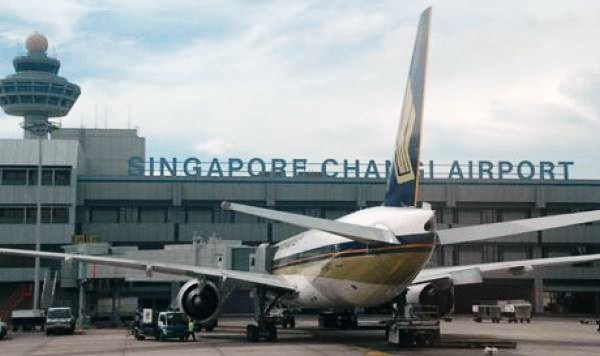 Nhiều khách Việt bay sang Singapore bị từ chối nhập cảnh