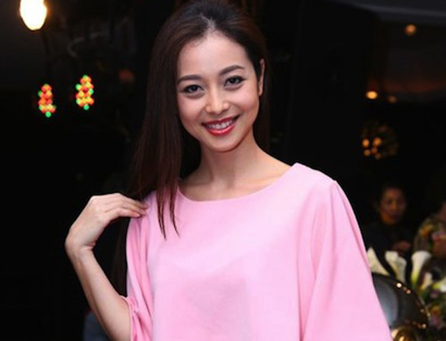 Những bộ cánh không nên mặc lại của Jennifer Phạm, Minh Hằng