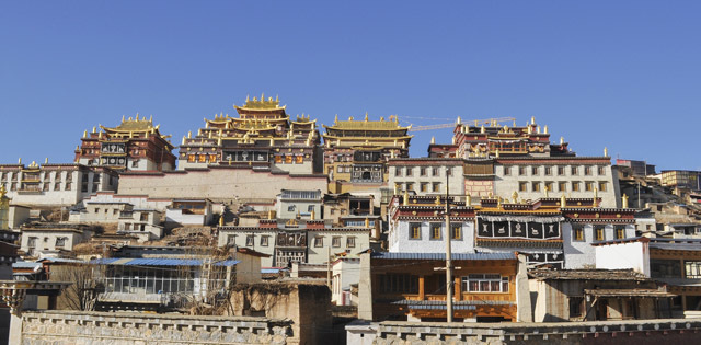 Khám phá tu viện cổ ở Tây Tạng