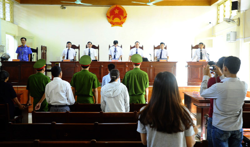LS nói về những 'bất thường' sau phiên xử Lý Nguyễn Chung