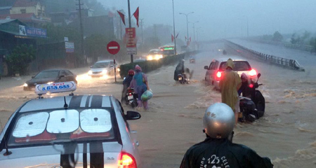 Quảng Ninh ngập nặng sau trận mưa lịch sử