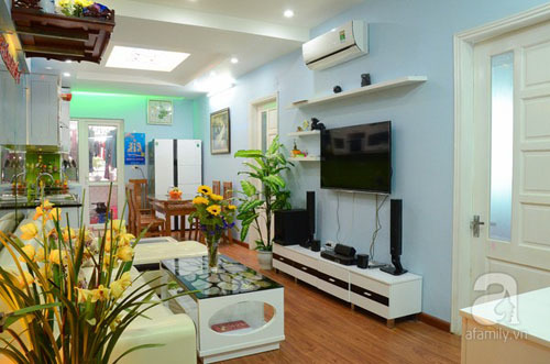 Căn hộ nhỏ 68m² rực rỡ sắc màu của gia đình trẻ ở Hà Nội