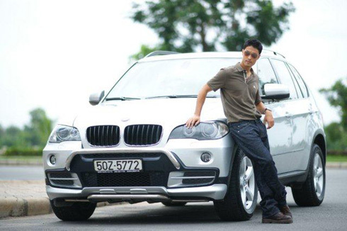 BMW X5 của Johnny Trí Nguyễn, giá bao nhiêu?