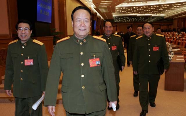 Tướng Trung Quốc giả gái, đào tẩu bất thành