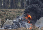Thế giới 24h: Máy bay chiến đấu Nga rơi nổ tan tành