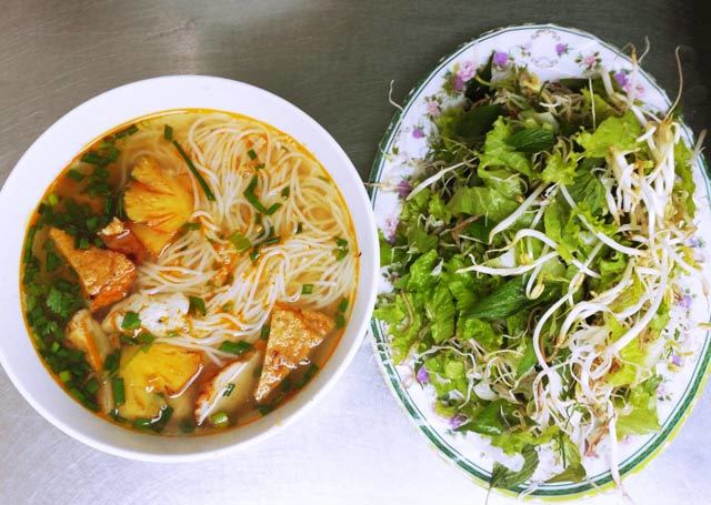 Bún, bánh canh chả cá - đặc sản bình dân của Quy Nhơn