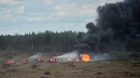 CLIP: Phi công Nga tháo chạy khỏi máy bay bốc cháy