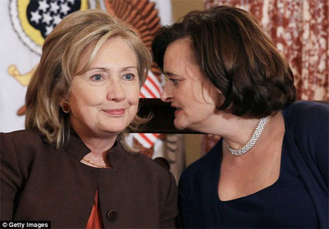 Hé lộ mối quan hệ giữa Hillary và vợ Tony Blair